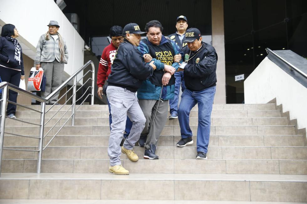 Trasladan a exalcalde Carlos Burgos a sede de Medicina Legal del Ministerio Público. (Fotos:  Allen Quintana)