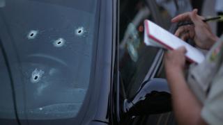 La Libertad: Fiscal se salva de morir tras 18 balazos a su vehículo