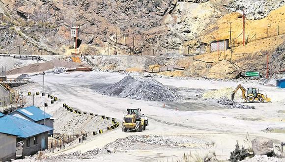 Minería cayó 5.01% en el octavo mes.