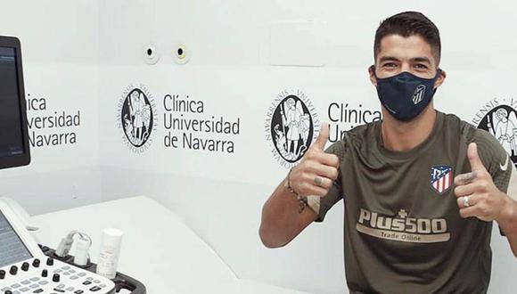 Luis Suárez durante los exámenes médicos con Atlético de Madrid. (Foto: @Atleti)