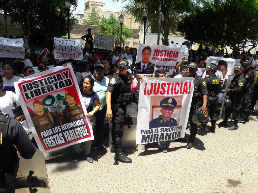 Protestas a las afueras de la Tercera Sala Penal de Apelaciones de Piura tras ratificación de prisión preventiva. (Foto: Johnny Obregón)