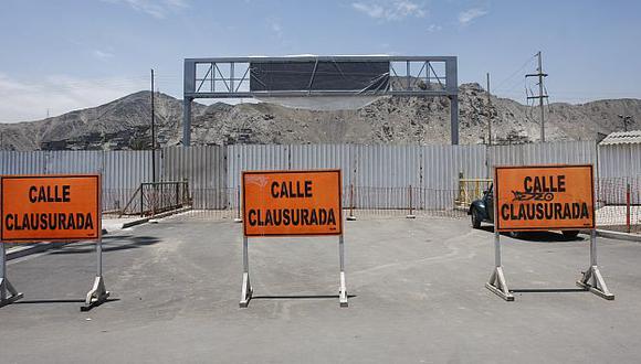 Obras se paralizaron en enero del 2011 por derrumbe. (Perú21)