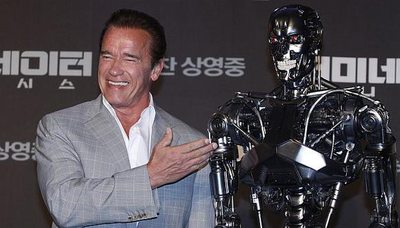 Arnold Schwarzenegger se siente a gusto con su cuerpo a los 67 años. (EFE)