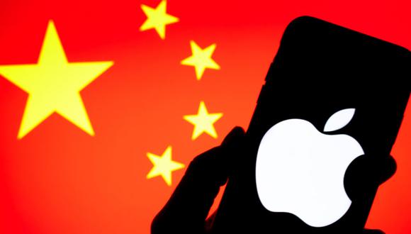 Apple elimina aplicaciones de Meta en China. (Composición)