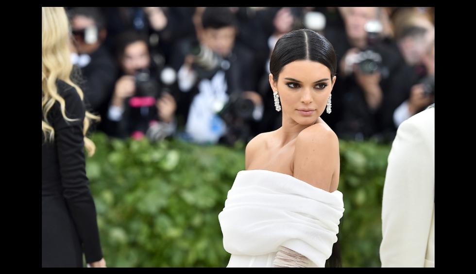 Kendall Jenner se alejó de los estereotipos de belleza modernos. (Foto: AFP)