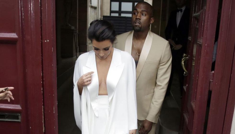 En Instagram se filtraron imágenes del camino al altar que realizó Kim Kardashian para dar el sí acepto al rapero Kanye West. (AFP)
