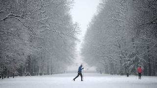EEUU: Más de 2,000 vuelo cancelados por nueva tormenta de nieve en Nueva York