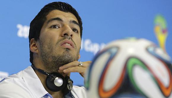 TAS reduciría sanción a Luis Suárez, quien podría entrenar con Barcelona. (AP)