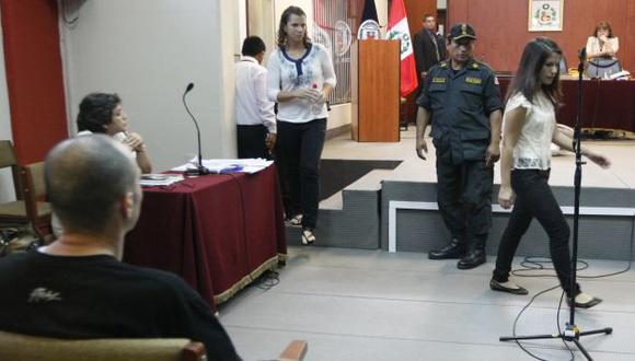 Eva, Liliana y el asesino Alejandro Trujillo se vieron las caras en la audiencia en el penal de Lurigancho. (Luis Gonzáles)