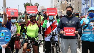 MTC: Comunidad de ciclistas entrega firmas a ministra Lazarte para mejorar la seguridad vial