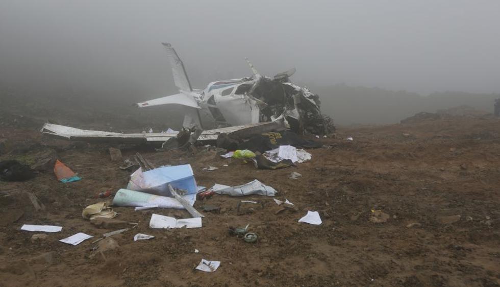 Avioneta se estrelló en Villa María del Triunfo y murieron sus 3 ocupantes. (César Fajardo/Perú21)