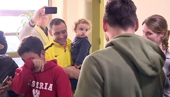 Lionel Messi y figuras de Barcelona visitaron hospitales y sorprendieron a niños. (Captura: YouTube)