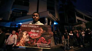 Brasil: Simpatizantes de Lula da Silva realizan vigilia para evitar su posible arresto