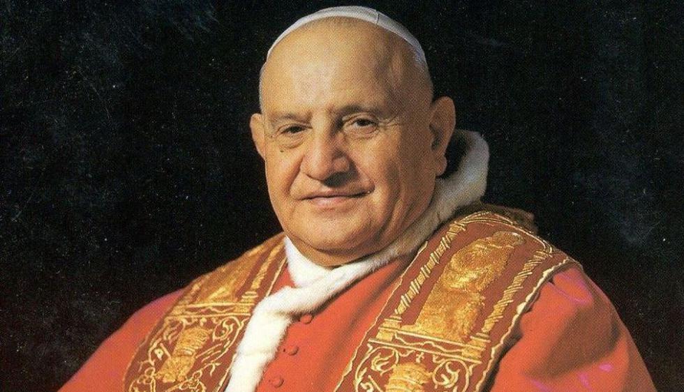 Angelo Giuseppe Roncalli nació en Bérgamo, Italia, el 25 de noviembre de 1881. Fue el Papa número 261 de la Iglesia Católica, entre 1958 y 1963. (Wikipedia)