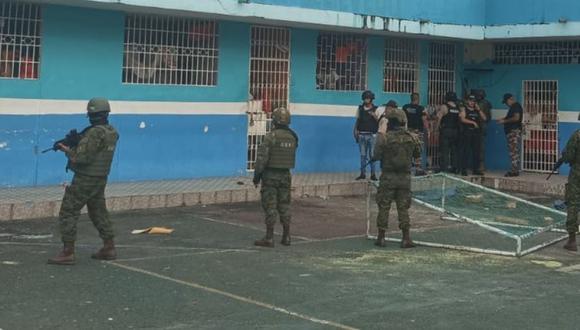 Fuerzas Armadas controlan motín en Ecuador.