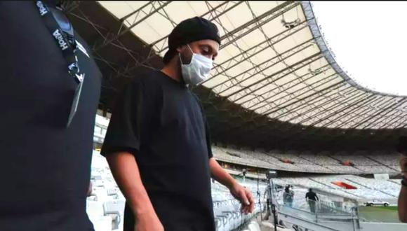 Ronaldinho confirma su contagio de coronavirus en Belo Horizonte.