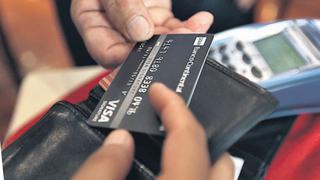 Consumo con tarjetas crece solo 12% en abril