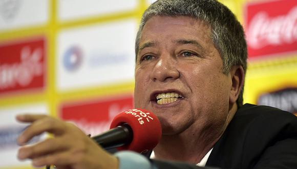Bolillo Gómez compareció ante la prensa ecuatoriana y fue bastante enérgico en sus declaraciones. (Foto: AFP)