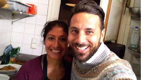 Claudio Pizarro junto a la reconocida chef peruana Eusebia. (Instagram)