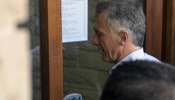 Mauricio Macri llega al Ayuntamiento de Dolores antes de comparecer ante un juez de la corte federal de Dolores, provincia de Buenos Aires. (Foto: JUAN MABROMATA / AFP)