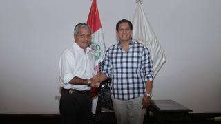 Alcalde de Trujillo le pide “humildad” al gobernador Luis Valdez