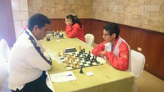 Niño ajedrecista de Comas pide ayuda para viajar y competir en torneo internacional