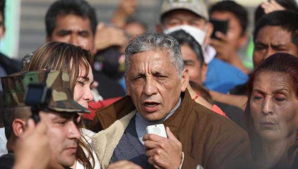 Fuera de sí. Humala llegó tarde a entrevista en Puno y tuvo el descaro de atacar a la prensa. (Foto: Julio Reaño/@photo.gec)
