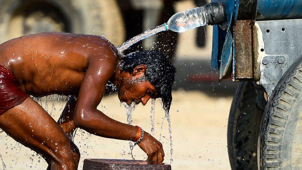 Las temperaturas rozaron los 50 ºC (122 grados Fahrenheit) en India este sábado a raíz de una ola de calor. (Foto: AFP)