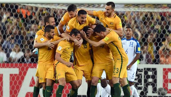 Australia aseguró su boleto a Rusia 2018 tras imponerse 3-1 a Honduras. (AFP)