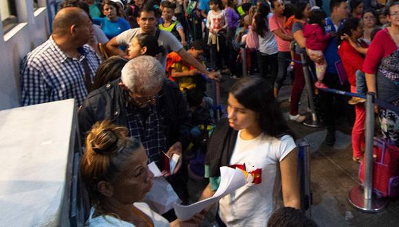 Miles de venezolanos escapan de la crisis que azota a su país. (Foto: AFP)