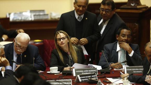 Votarán pedido de levantamiento de secreto bancario a investigados por satélite Perú SAT-1. (Perú21)