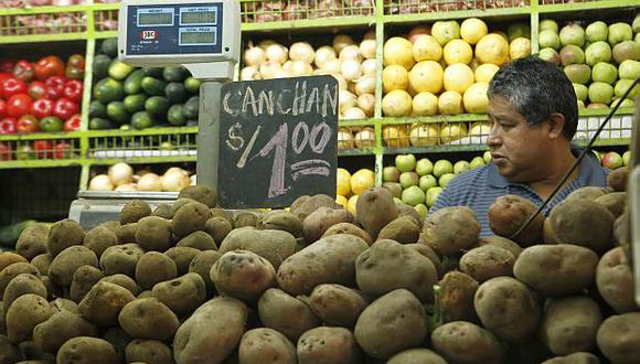 Los precios de alimentos y bebidas registran una baja en enero. (Foto: GEC)
