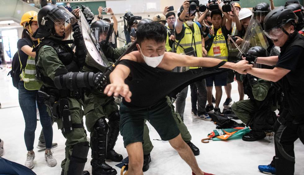 Así fue la violenta jornada de protestas en Hong Kong. (Foto: AFP)