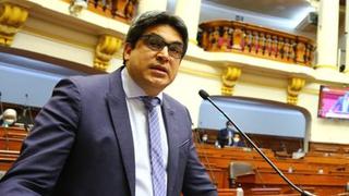 Martín Benavides: Catorce mil docentes que sí pasaron evaluación perderían sus puestos