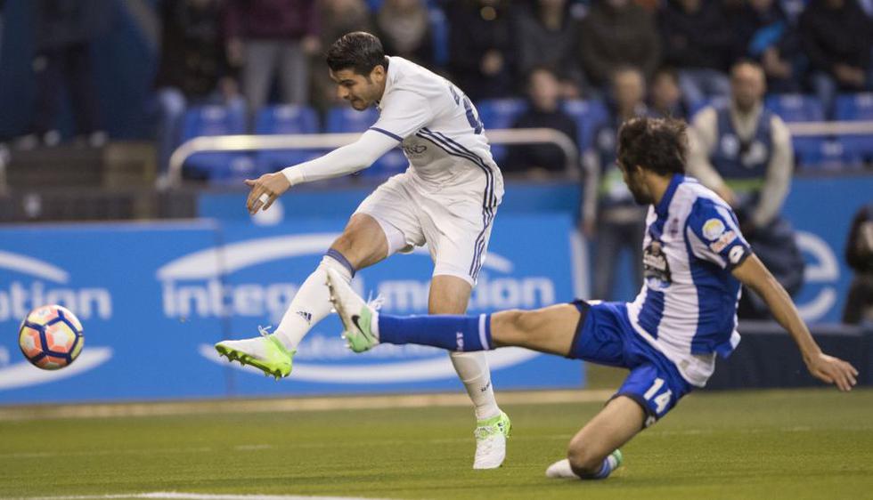 Real Madrid goleó al Deportivo La Coruña con doblete de James Rodríguez (AP)