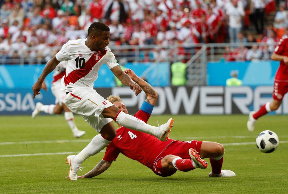 Perú y Dinamarca completarán la primera jornada del grupo C tras la victoria de Francia sobre Australia.