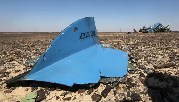 Egipto: Avión ruso que transportaba 224 pasajeros se despedazó en el aire. (Reuters)