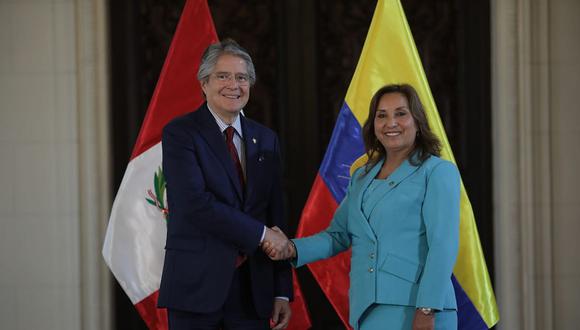 Dina Boluarte y Guillermo Lasso firmaron dos acuerdos de colaboración entre Perú y Ecuador (Foto: GEC).