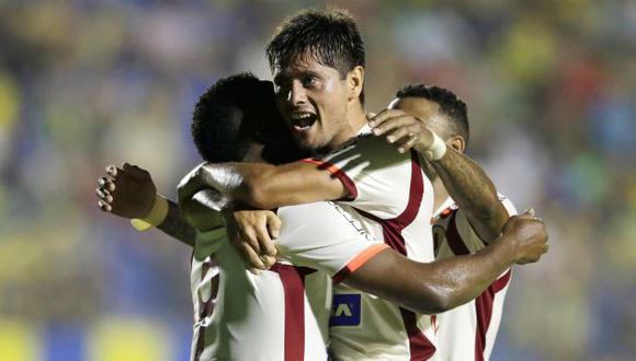Universitario goleó 3-1 al Deportivo Capiatá. (Reuters)