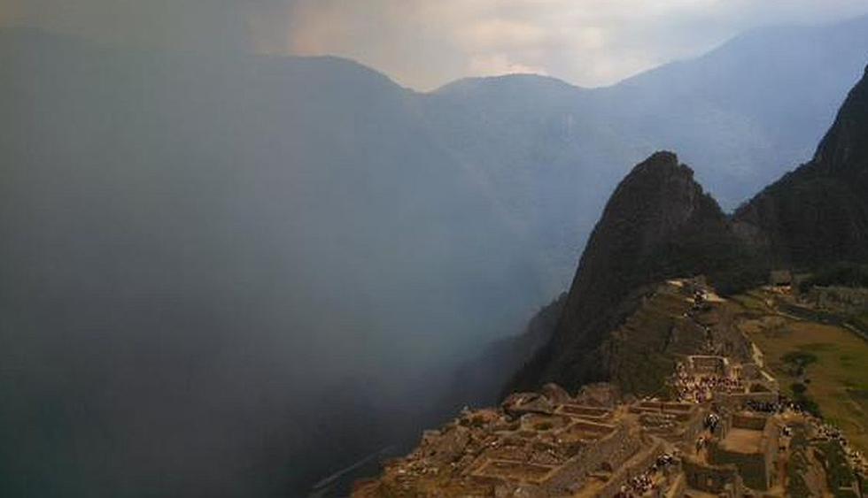 Machu Picchu: Segundo incendio forestal se registró cerca a la ciudadela inca. (@MartinLino)