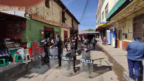 Operativo se realiza desde la madrugada de este martes en Huancayo. (Foto: Junior Meza / Perú21)