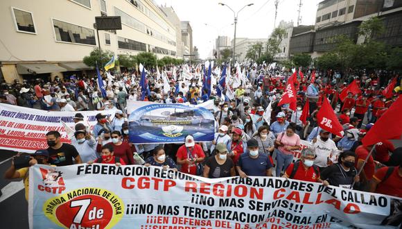 CGTP, Sutep y otros gremios marcharon en el Centro de Lima contra el gobierno de Pedro Castillo. (Foto:  Anthony Niño de Guzmán/ @photo.gec)