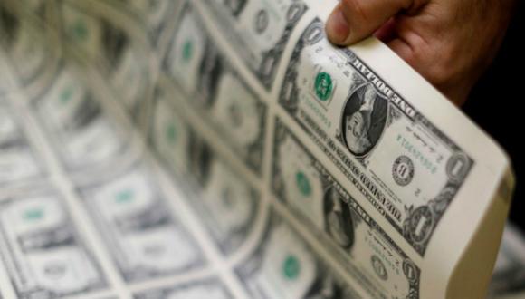 El dólar operaba a la baja el lunes. (Foto: Reuters)