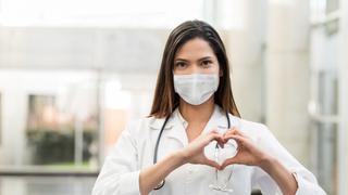 Día Internacional de la Mujer: Cinco chequeos médicos que una mujer no debe dejar pasar