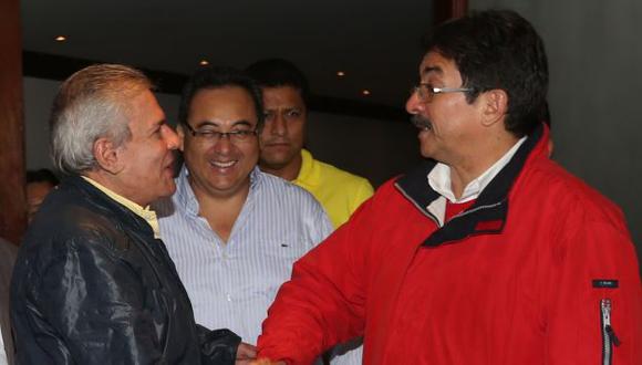 Cornejo instó a Castañeda a no contratar a funcionarios vinculados a Comunicore. (Perú21)