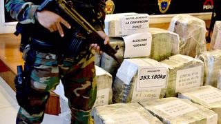 Funcionarios involucrados en tráfico ilícito de drogas serán inhabilitados
