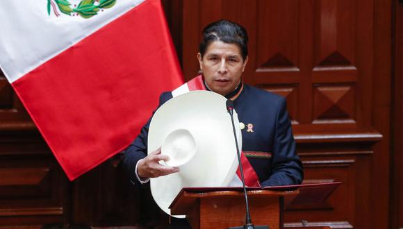 Pedro Castillo anunció el 28 de julio que presentará un proyecto de reforma constitucional para instaurar una asamblea constituyente que se encargue de elaborar una nueva Constitución. (Foto: Presidencia de la República)