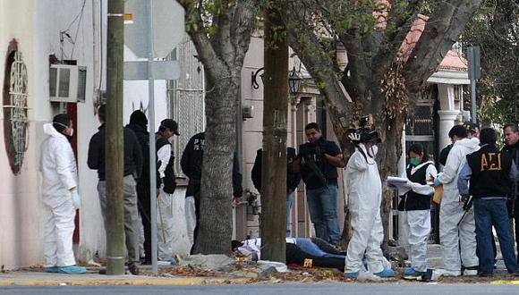 Los peritos encontraron un mensaje alusivo a Los Zetas en la escena del primer crimen. (Reuters)