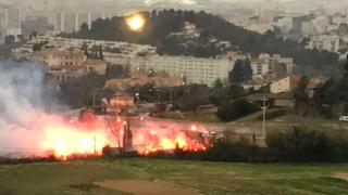 Olympique de Marsella: Hinchas provocan incendios y golpean a jugador 