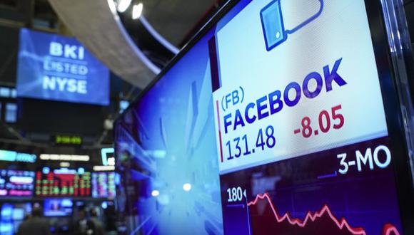 La Fiscalía denuncia que Facebook habría recabado de manera impropia "cientos de millones" de cuentas de correo. (Foto: AFP)
